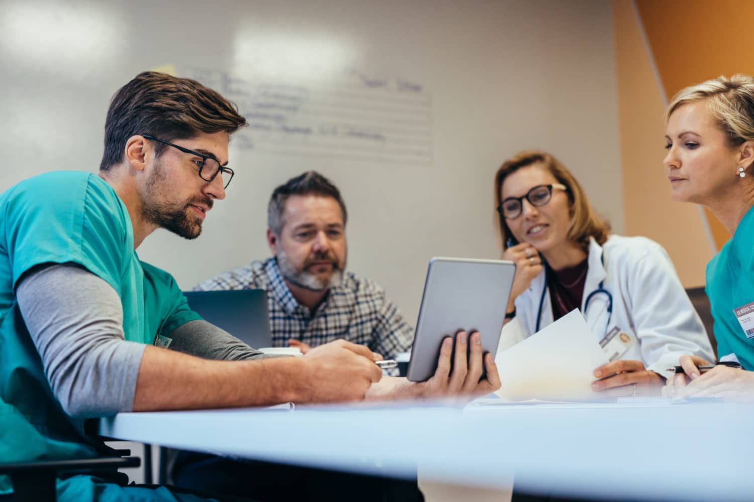 Création du CSE : une réforme qui fait avancer la santé au travail